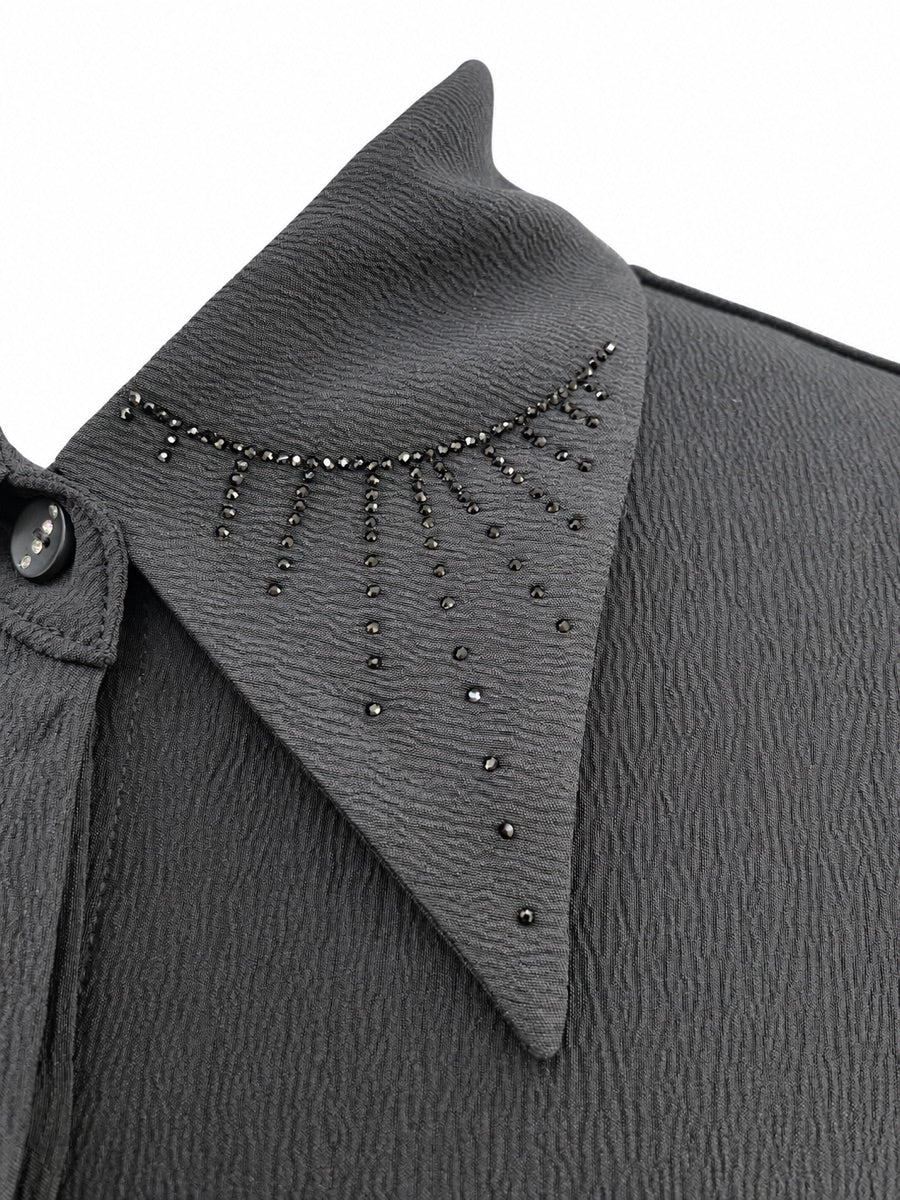 70812 black 02 collar detail