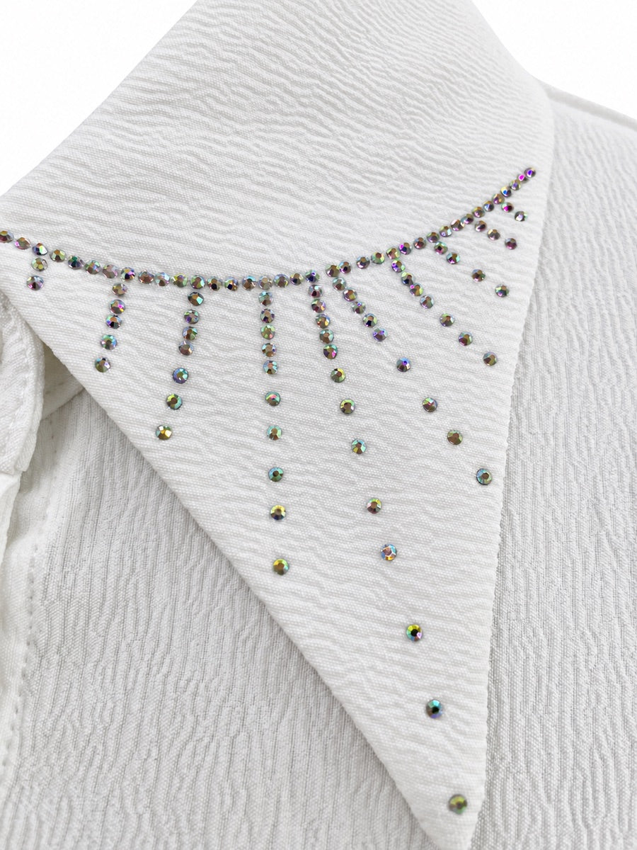 70812 white 02 collar detail