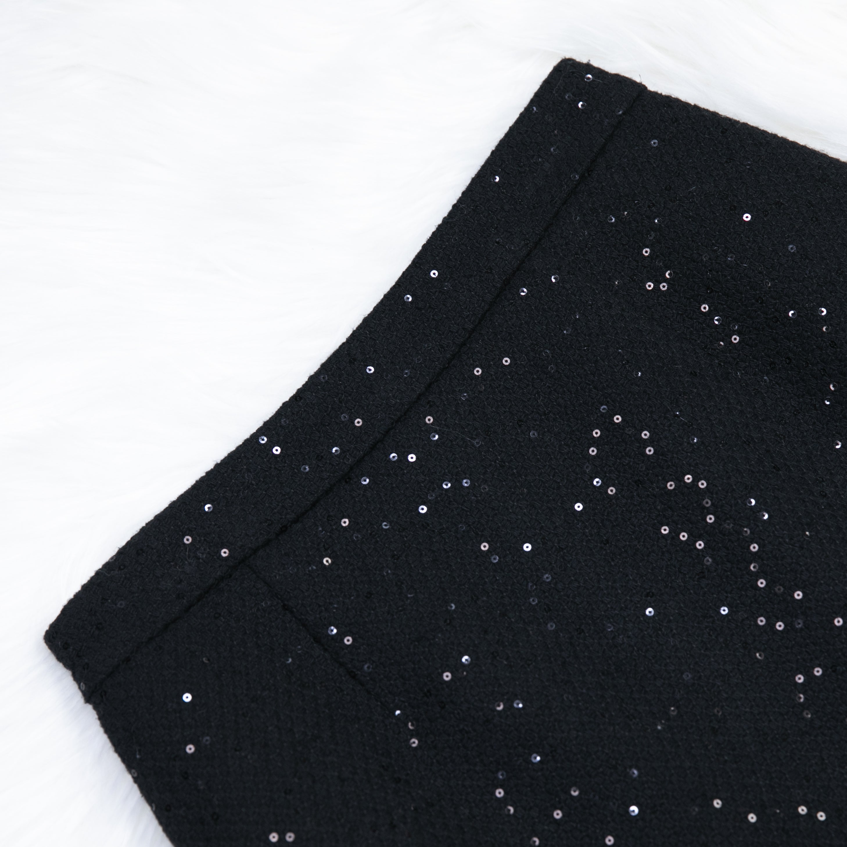 Wool_Tweed_Skirt_for_women_front_waistband_70307